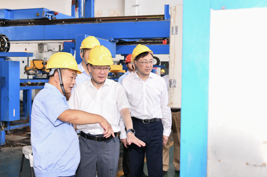 劉健深入一線開(kāi)展節(jié)前安全生產(chǎn)調(diào)研，重點(diǎn)聚焦普通機(jī)械設(shè)備安裝服務(wù)